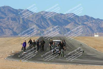 media/Feb-06-2025-Racers Edge (Thu) [[c17ed6f7b1]]/3-Around the Pits-Track Walk/